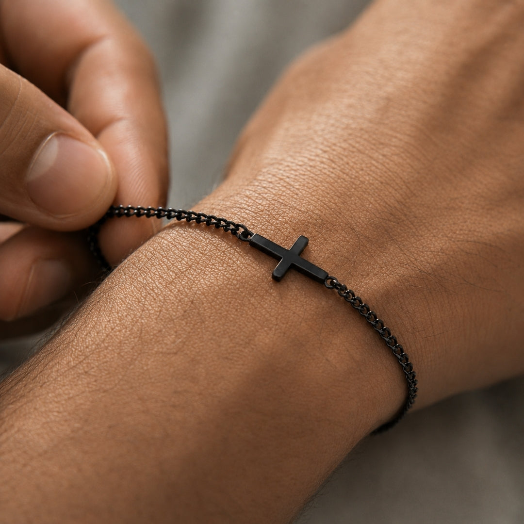 CROSS BRACELET | NOLAN